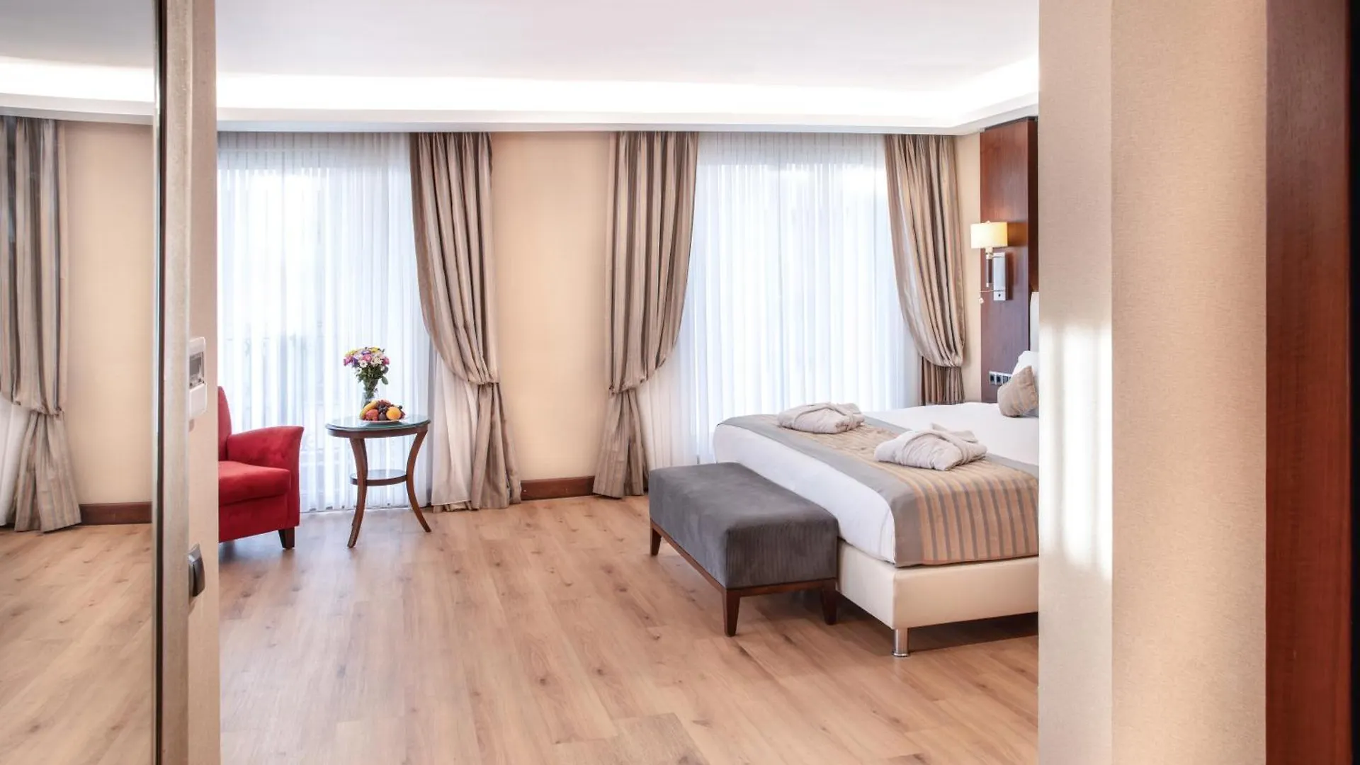 Grand Aras Hotel & Suites Istanbul 4*,  Turkey